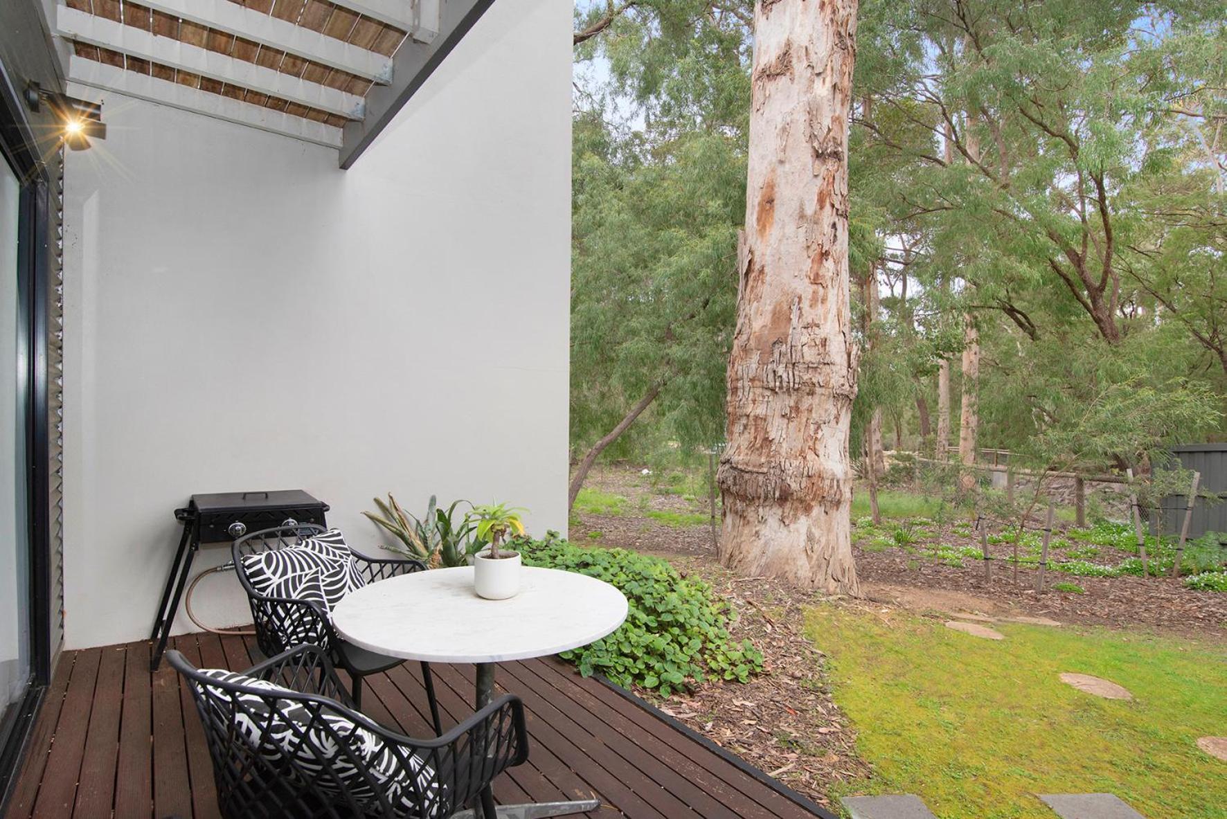 Margaret Forest Retreat Apartment 129 - Located Within Margaret Forest, In The Heart Of The Town Centre Of Margaret River, Spa Apartment! 外观 照片